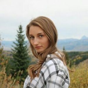 Meet your Posher, Toni